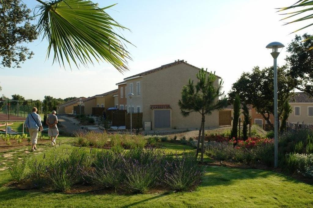 Residence Odalys Le Mas Des Vignes กัลวีสซง ภายนอก รูปภาพ